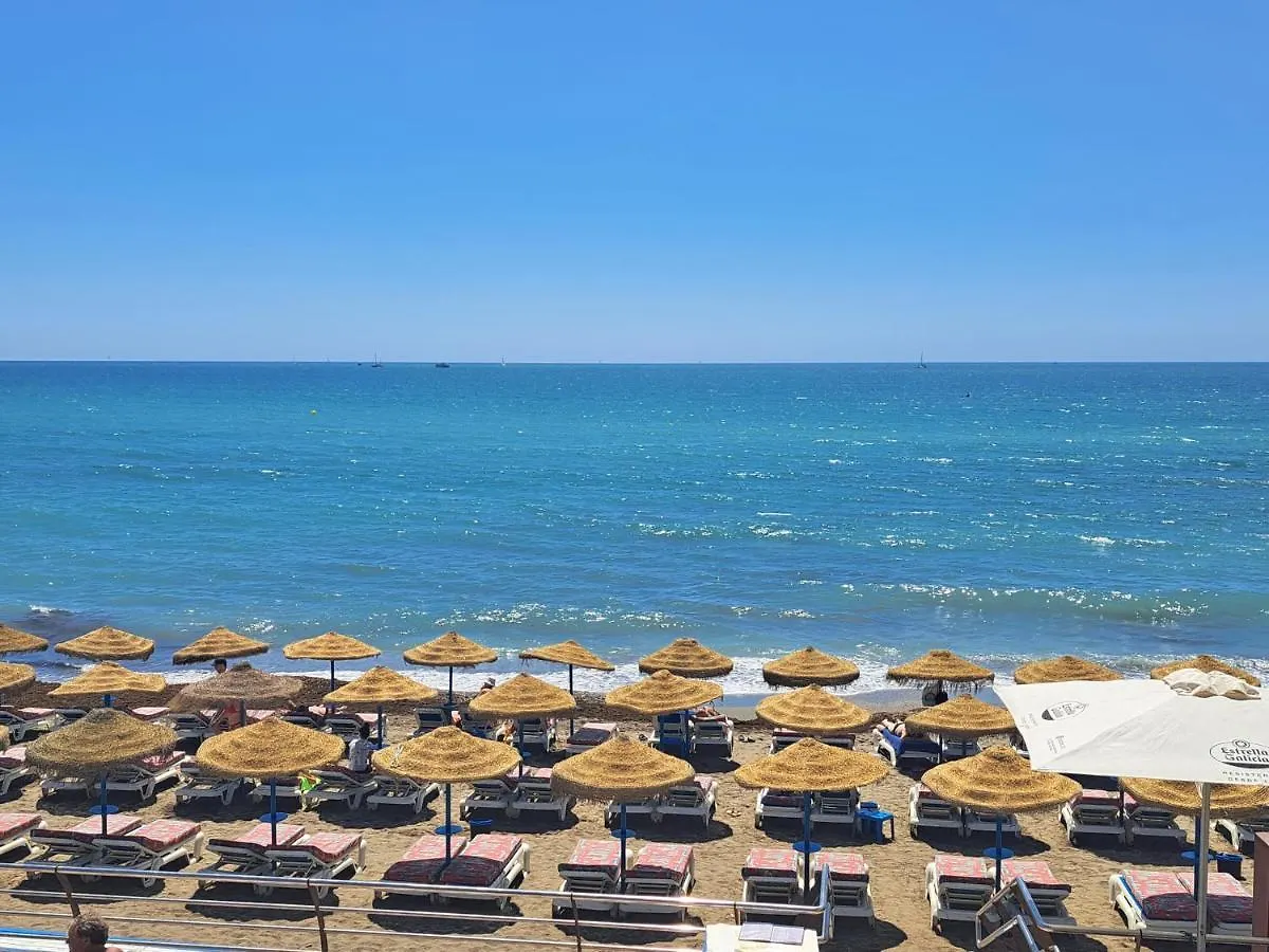 Naciones Yellow Sun Studio Apartment Benalmadena